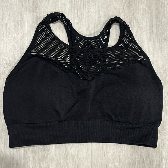 NWOT Morera Seamless Black Open Weave Sportsbra Size M - Picture 1 of 7
